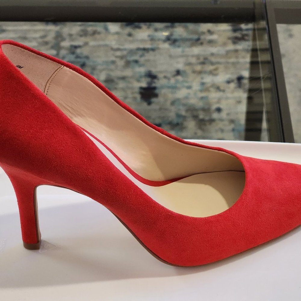Suede pumps